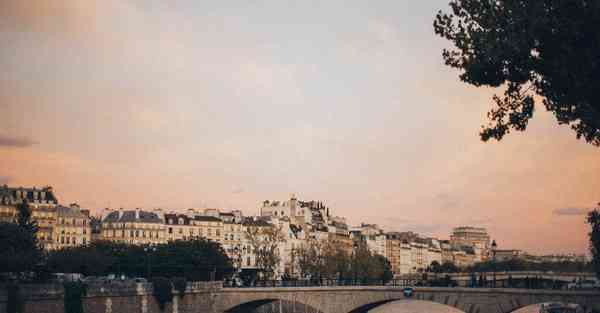 大数据数据传输：从信息高速公路到管道运输