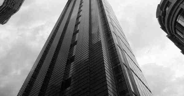 智能机器人涂抹灰机的涂抹机器人需要多少钱