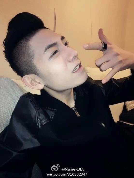 扶彬萱新