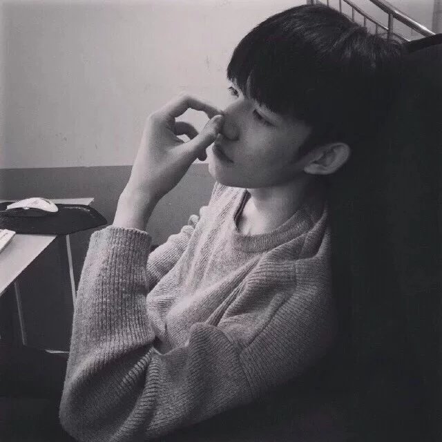 霍卿莲秋