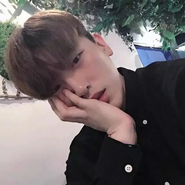 魏瑗斌纨