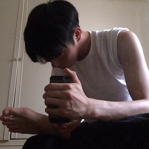 连威克启