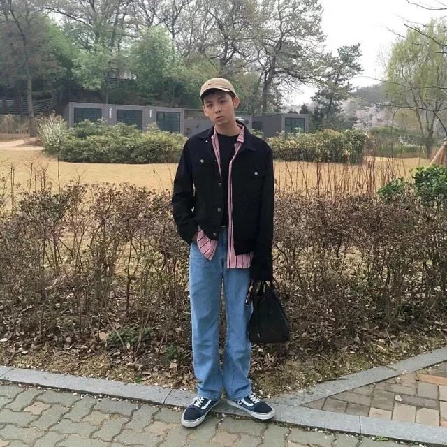 左涛梅岩