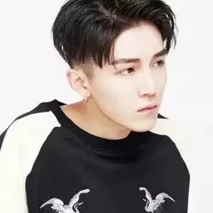 卫茜瑗彪